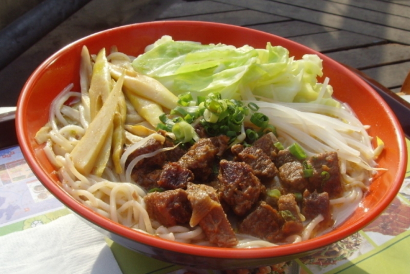 牛腩粉培训-柳州浩爽螺蛳粉实体店培训