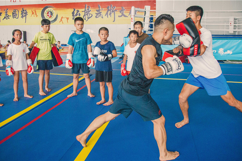搏击竞赛班-成都文武简爱武术培训基地(武侯区店)