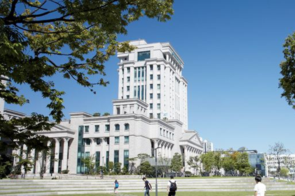 韩国外国语大学