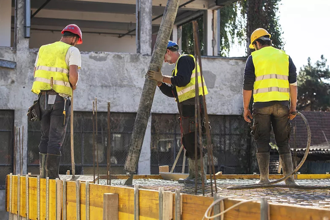 现在考二建需要什么条件