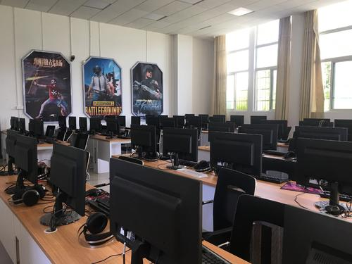 还不错呀直尚,老师比以前的森海的老师还是负责任多了.