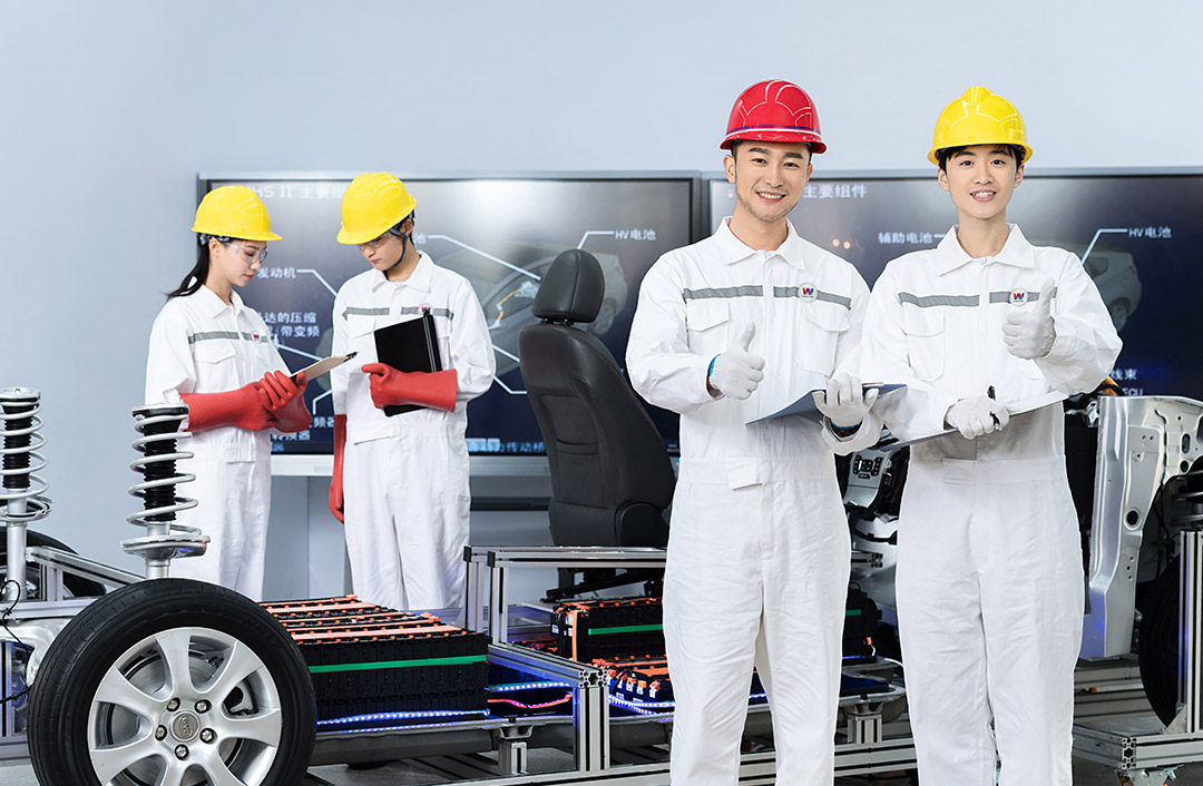 新能源汽车专业培训-兰州甘肃万通汽车学校