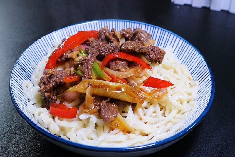 10人以下 · 线下面授 电话 18461918838 100 扫码拨号 扫码拨号 盖浇