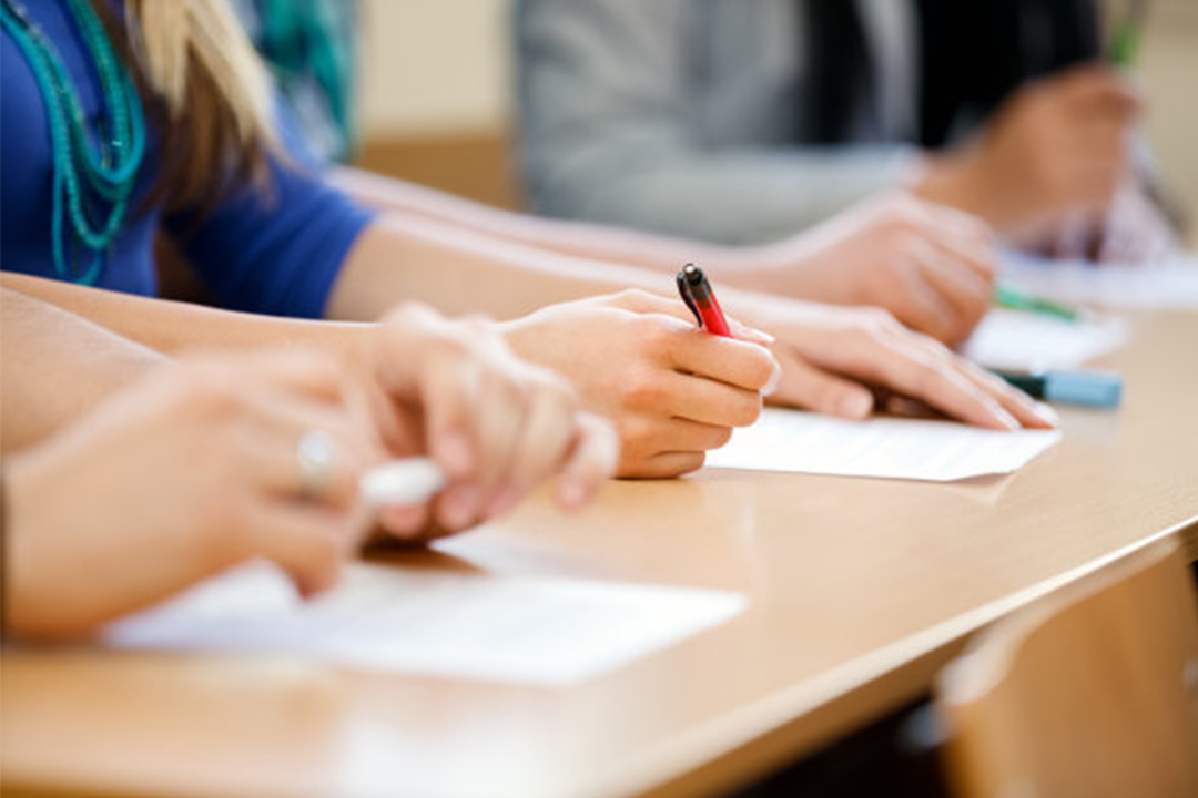 教师资格证有一科没过可以补考吗