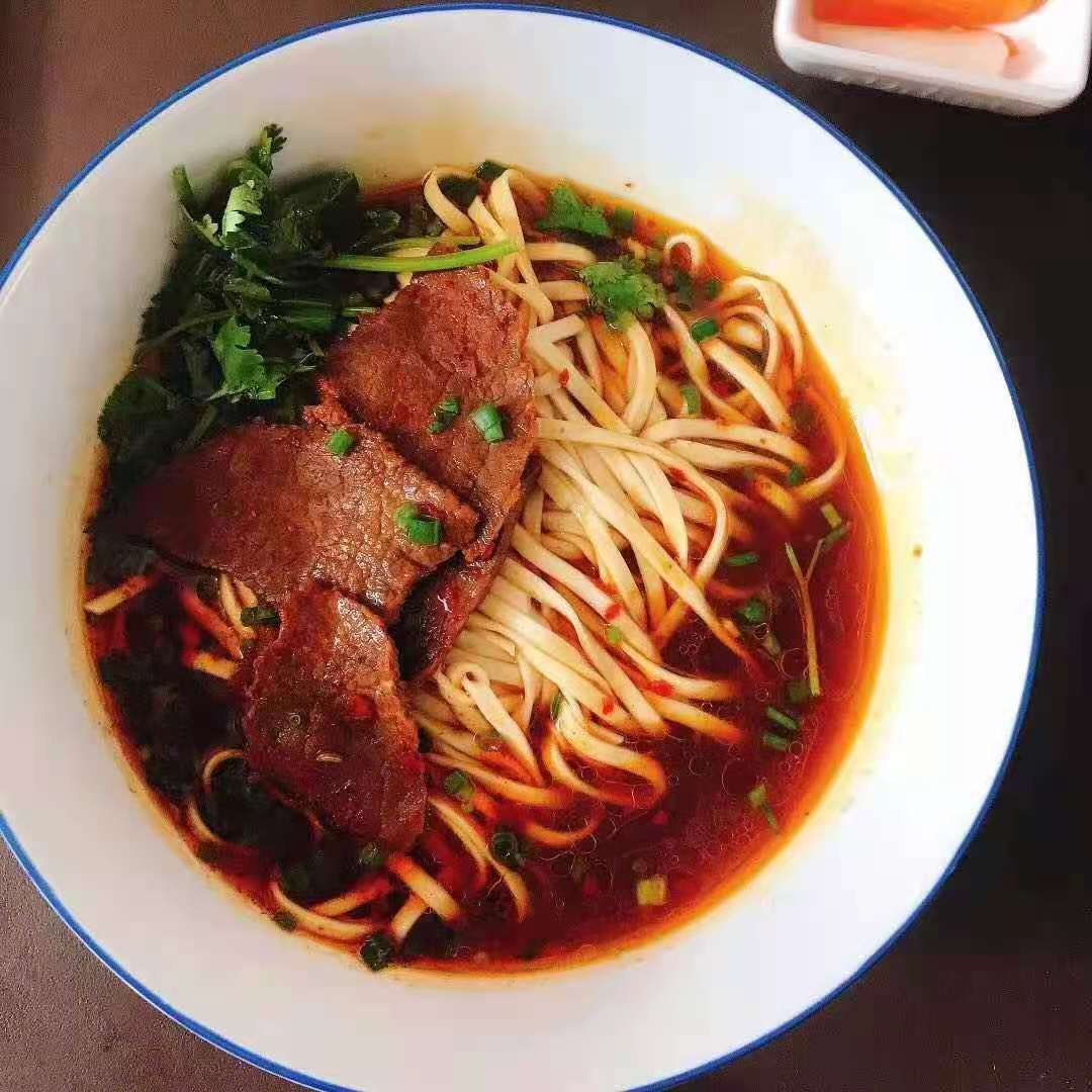 网红小吃脆皮五花肉培训-英佳尔餐饮培训(天门分校)